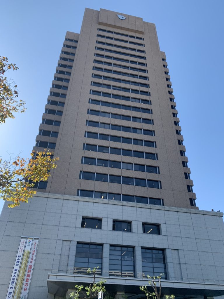 東大阪市役所本庁舎